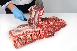 Neck and Chuck Roll – Seam Cut - Splenius Muscle Meat Cut Spec Step 24